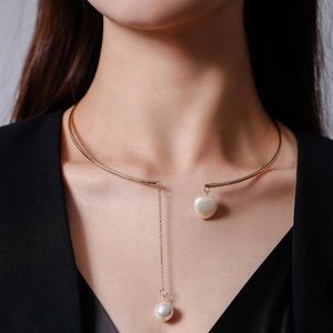Lovely Open Front Lariat Choker 